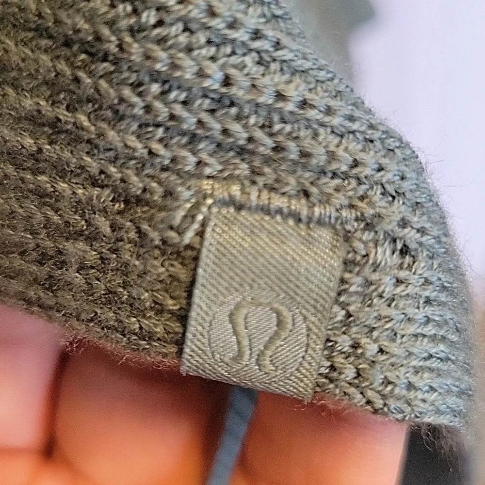 Lululemon - Picture 5 of 7